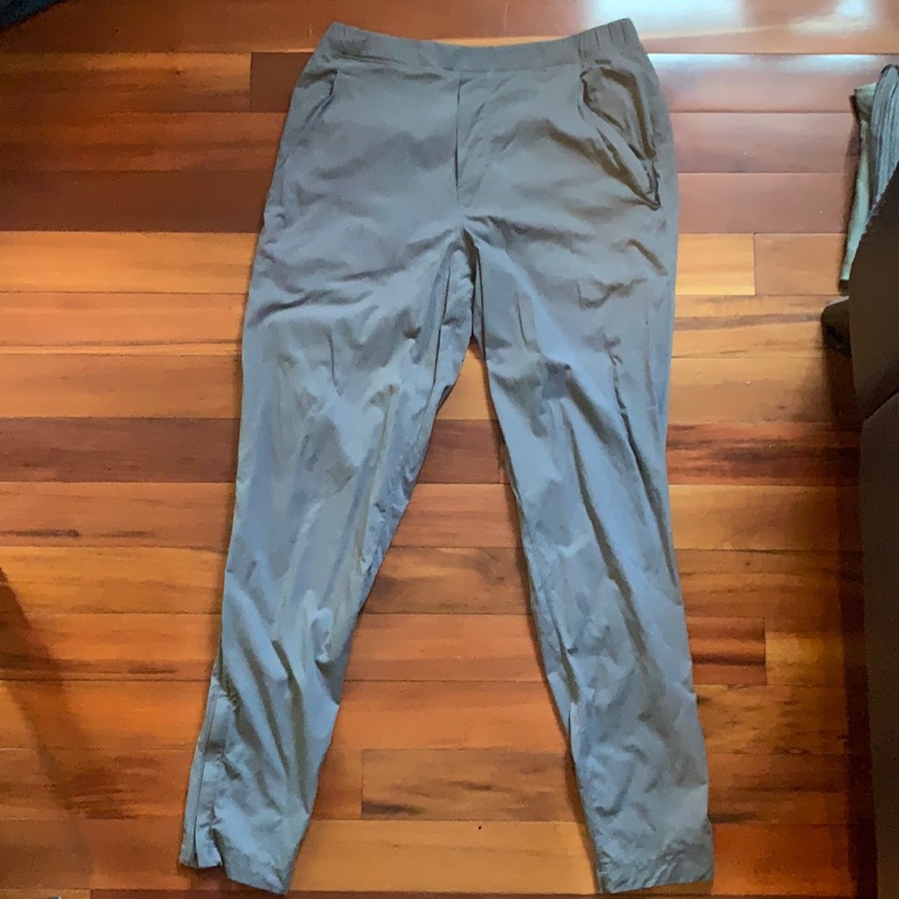 Lululemon Factory/Lab Pants